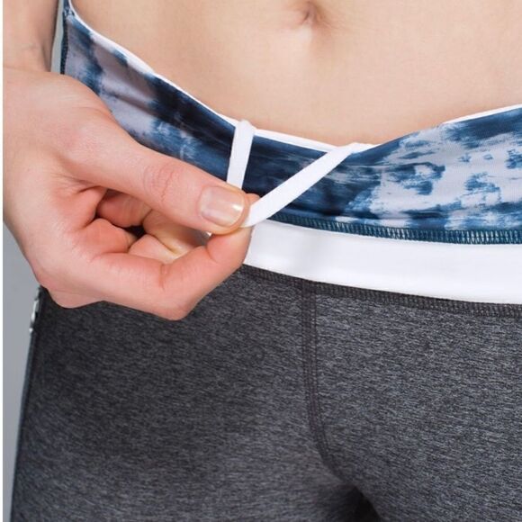 Lululemon grey, Inspire Tights with tie dye waistband. - Picture 4 of 8